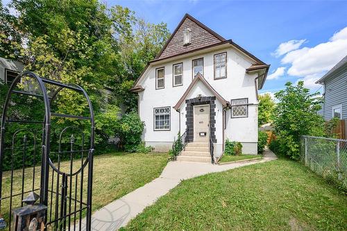 485 Talbot Avenue, Winnipeg, MB - Outdoor