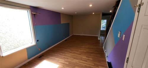 Living room - 817 12Th Street, Brandon, MB - Indoor Photo Showing Other Room