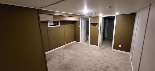Family room with potential to become a master bedroom - 817 12Th Street, Brandon, MB - Indoor Photo Showing Other Room