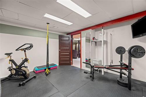 264 De La Seigneurie Boulevard, Winnipeg, MB - Indoor Photo Showing Gym Room