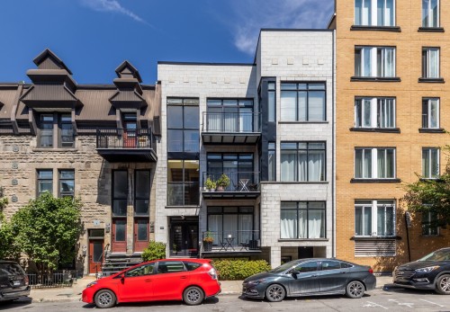 2 1203 Rue St Christophe — photo 1