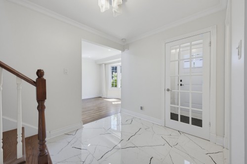Hall d'entrée/Vestibule - 138 Rue Stéphanie, Dollard-Des-Ormeaux, QC - Indoor Photo Showing Other Room