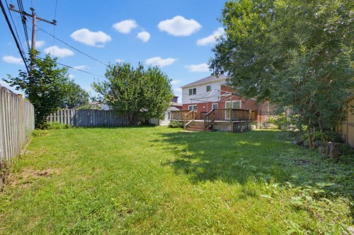 Cour - 138 Rue Stéphanie, Dollard-Des-Ormeaux, QC - Outdoor With Deck Patio Veranda With Backyard