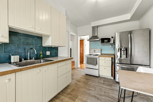 Kitchen - 8800  - 8804 Rue St-Hubert, Montréal (Ahuntsic-Cartierville), QC 