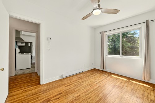Master Bedroom - 8800  - 8804 Rue St-Hubert, Montréal (Ahuntsic-Cartierville), QC 