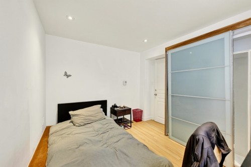 Bedroom - 8800  - 8804 Rue St-Hubert, Montréal (Ahuntsic-Cartierville), QC 