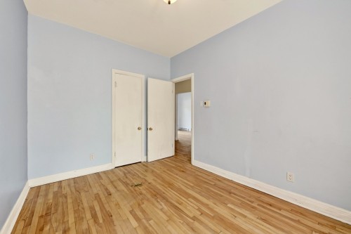 Bedroom - 8800  - 8804 Rue St-Hubert, Montréal (Ahuntsic-Cartierville), QC 
