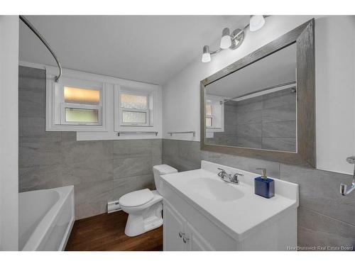 100 Kennebecasis Dr, Saint John, NB 