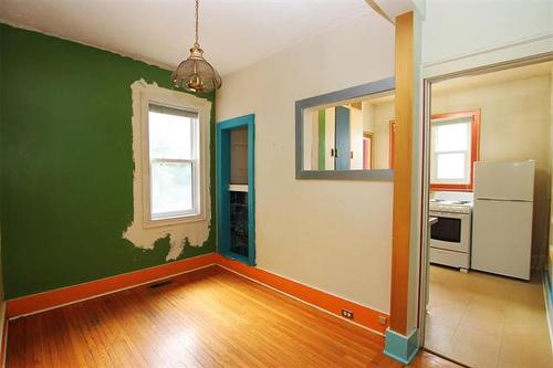 210 Ferndale Ave, Winnipeg, MB - Indoor