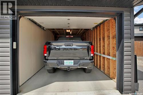 643 Evergreen Boulevard, Saskatoon, SK -  Photo Showing Garage