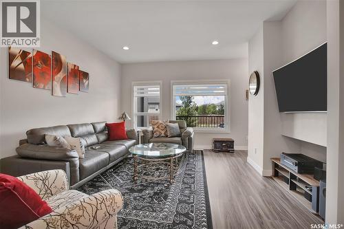 643 Evergreen Boulevard, Saskatoon, SK - Indoor Photo Showing Living Room