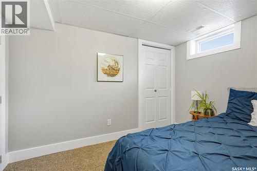 122 Montreal Avenue S, Saskatoon, SK - Indoor Photo Showing Bedroom