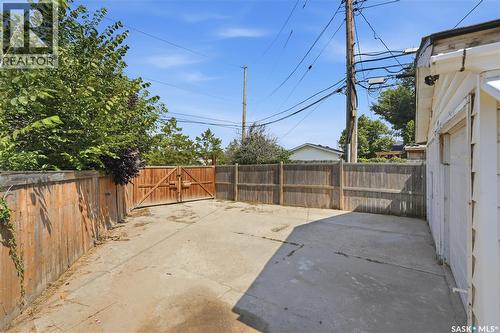 122 Montreal Avenue S, Saskatoon, SK - Outdoor
