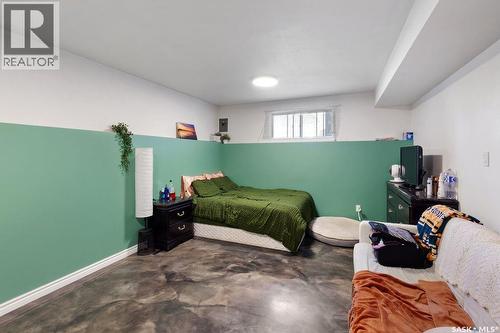 2709 Ferguson Avenue, Saskatoon, SK - Indoor Photo Showing Bedroom