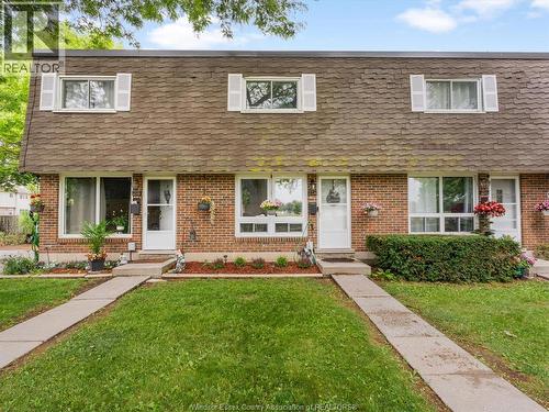 256 Victoria STREET South Unit# 32  Amherstburg, ON N9V 2K5