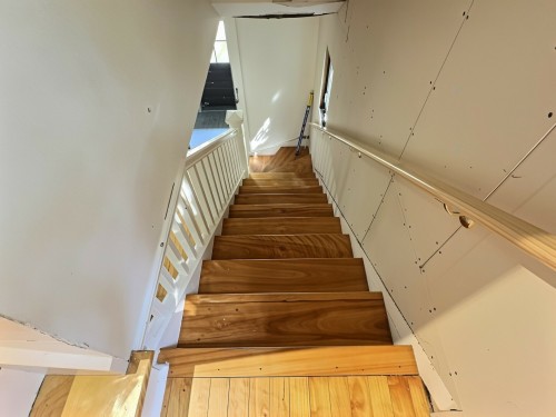 Escalier - 113 3E Rue, Rouyn-Noranda, QC - Indoor Photo Showing Other Room