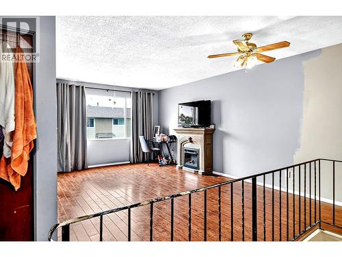 800 Valhalla Drive Unit# 40, Kamloops, BC - Indoor With Fireplace