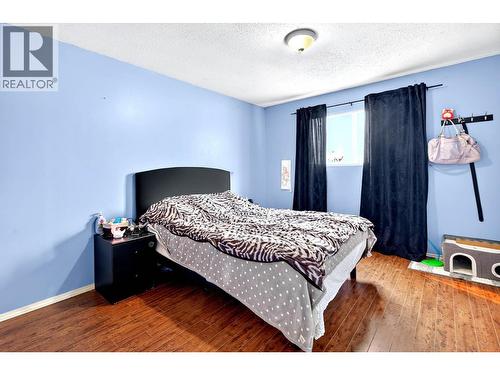 800 Valhalla Drive Unit# 40, Kamloops, BC - Indoor Photo Showing Bedroom