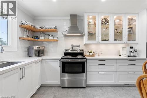 377 Carson Drive, Hamilton, ON - Indoor Photo Showing Kitchen