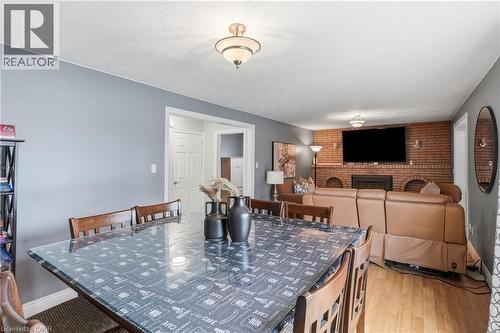 377 Carson Drive, Hamilton, ON - Indoor Photo Showing Dining Room