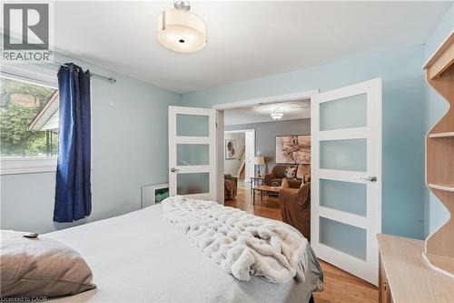 377 Carson Drive, Hamilton, ON - Indoor Photo Showing Bedroom