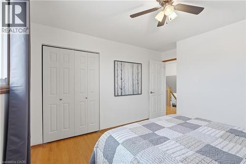 377 Carson Drive, Hamilton, ON - Indoor Photo Showing Bedroom
