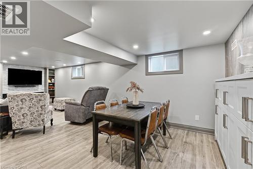377 Carson Drive, Hamilton, ON - Indoor