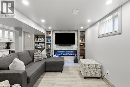 377 Carson Drive, Hamilton, ON - Indoor Photo Showing Living Room With Fireplace