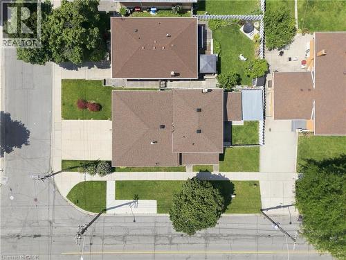 377 Carson Drive, Hamilton, ON - Outdoor