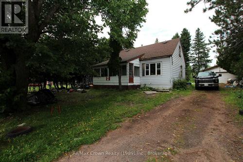 6958 534 HIGHWAY  Parry Sound Remote Area (Restoule), ON P0H 2R0