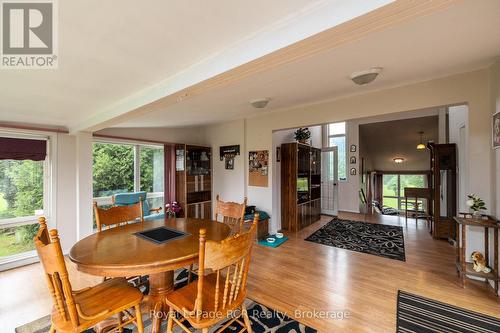 613154 Sideroad 50, West Grey, ON - Indoor Photo Showing Dining Room