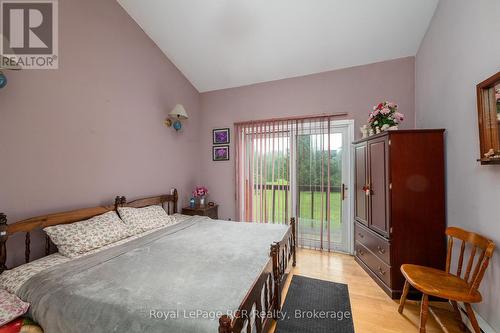 613154 Sideroad 50, West Grey, ON - Indoor Photo Showing Bedroom