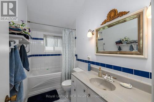 613154 Sideroad 50, West Grey, ON - Indoor Photo Showing Bathroom