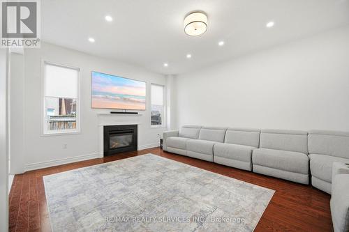 3931 Passway Road, Mississauga, ON - Indoor Photo Showing Living Room With Fireplace