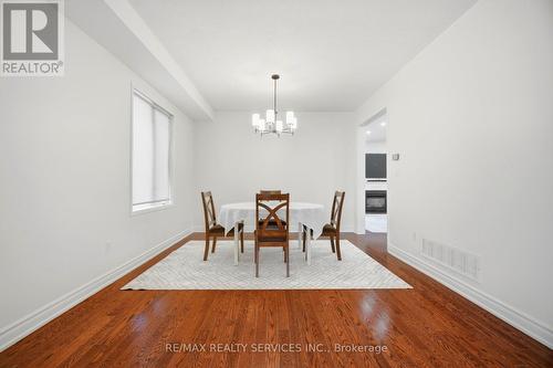 3931 Passway Road, Mississauga, ON - Indoor Photo Showing Dining Room