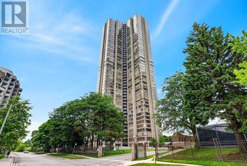 2901 - 2045 Lake Shore Boulevard W, Toronto, ON - Outdoor With Facade