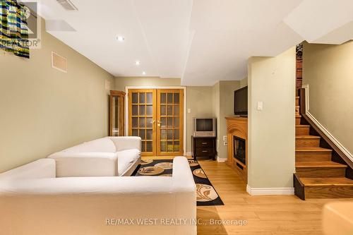 56 Lockheed Crescent, Brampton, ON - Indoor