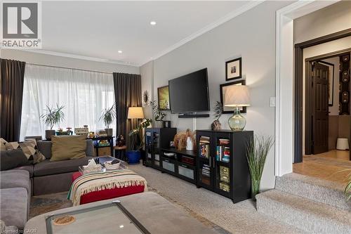28 Ramsgate Drive, Stoney Creek, ON - Indoor Photo Showing Living Room