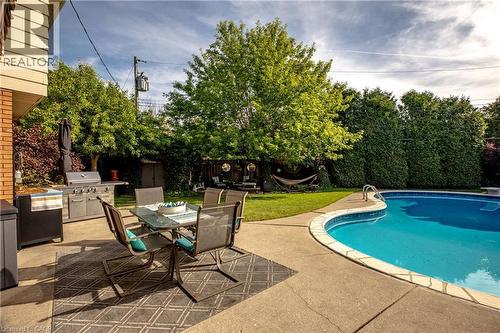 28 Ramsgate Drive, Stoney Creek, ON - Outdoor With In Ground Pool