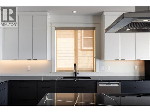Meticulous. - 7261 Silver Ridge Drive, Vernon, BC - Indoor Photo Showing Kitchen With Double Sink
