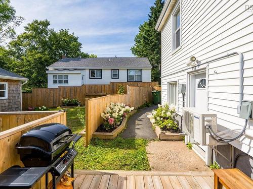2 Hilltop Drive, Dartmouth, NS - Outdoor With Deck Patio Veranda With Exterior