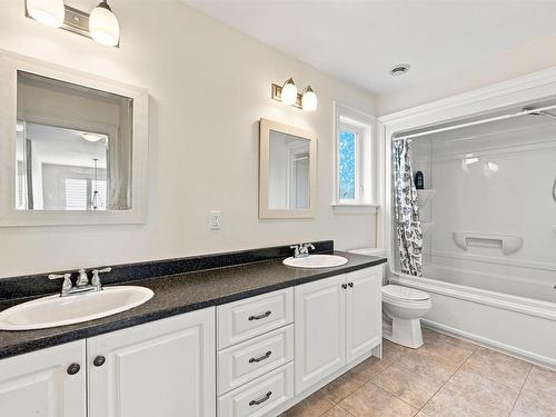 122 Windridge Lane, Bedford South, NS - Indoor Photo Showing Bathroom