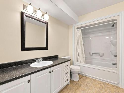 122 Windridge Lane, Bedford South, NS - Indoor Photo Showing Bathroom
