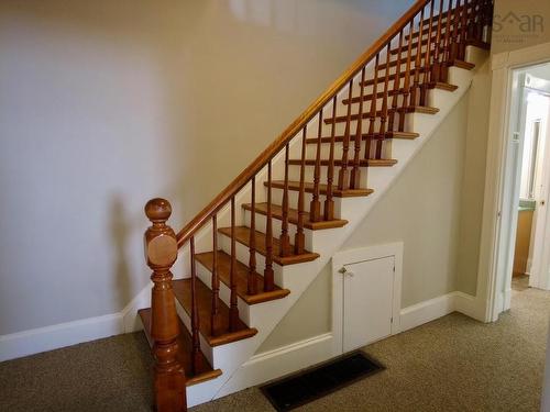 32 River Avenue, Oxford, NS - Indoor Photo Showing Other Room