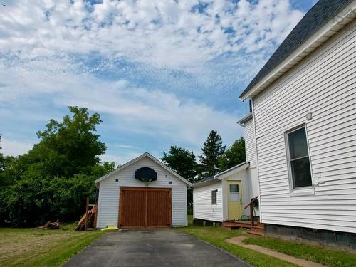 32 River Avenue, Oxford, NS - Outdoor