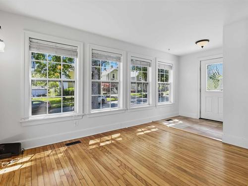 6167 Windsor Terrace, Halifax Peninsula, NS - Indoor