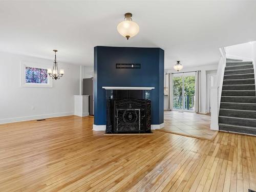 6167 Windsor Terrace, Halifax Peninsula, NS - Indoor Photo Showing Living Room