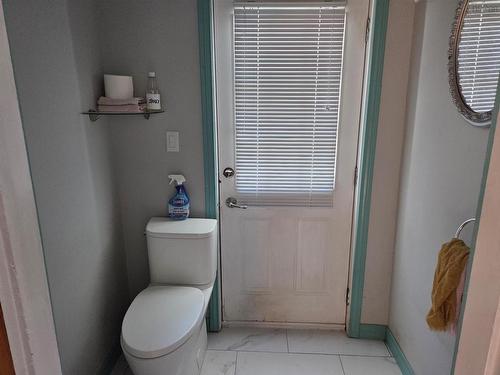 135 Dominion Street, Truro, NS - Indoor Photo Showing Bathroom