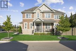 556 JUNEBERRY COURT Milton, ON L9E 1M8