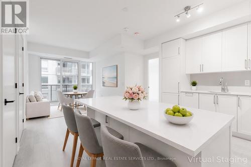 325 - 2450 OLD BRONTE ROAD  Oakville, ON L6M 5P6